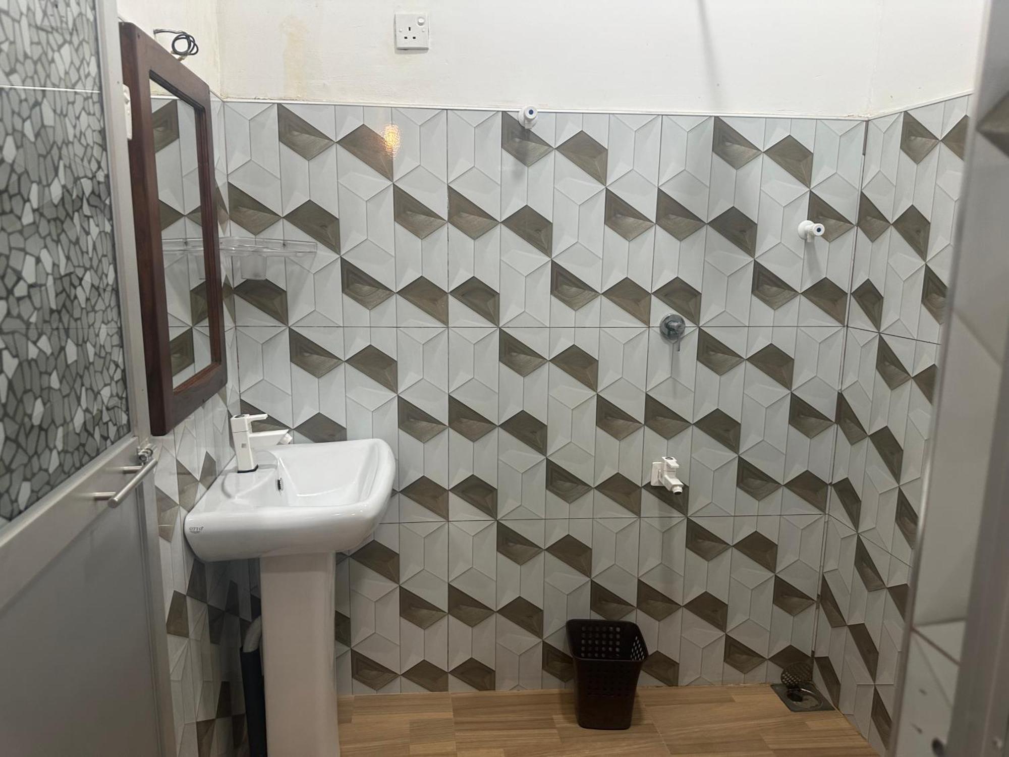 S N S Guest House Galewela Dış mekan fotoğraf