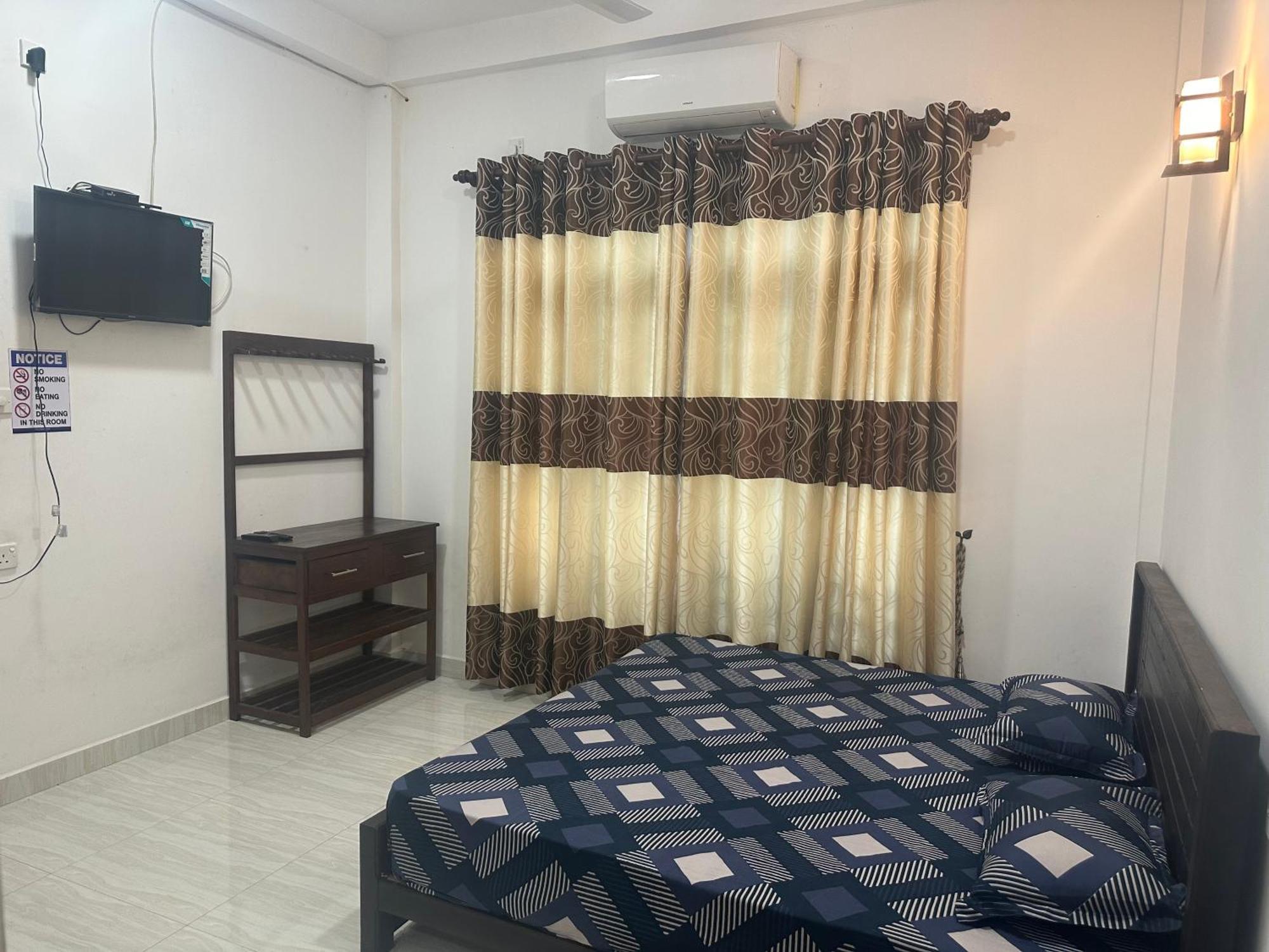 S N S Guest House Galewela Dış mekan fotoğraf