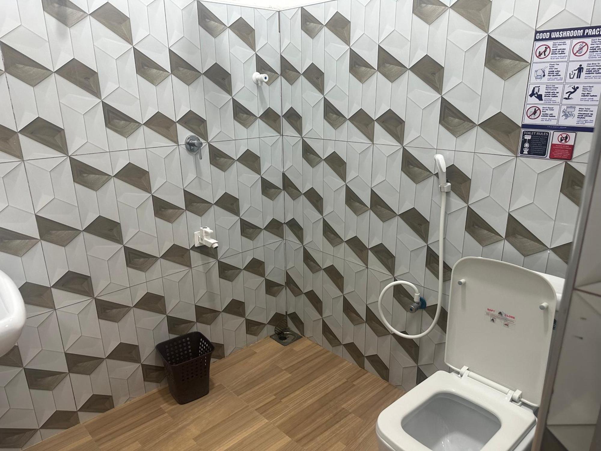 S N S Guest House Galewela Dış mekan fotoğraf